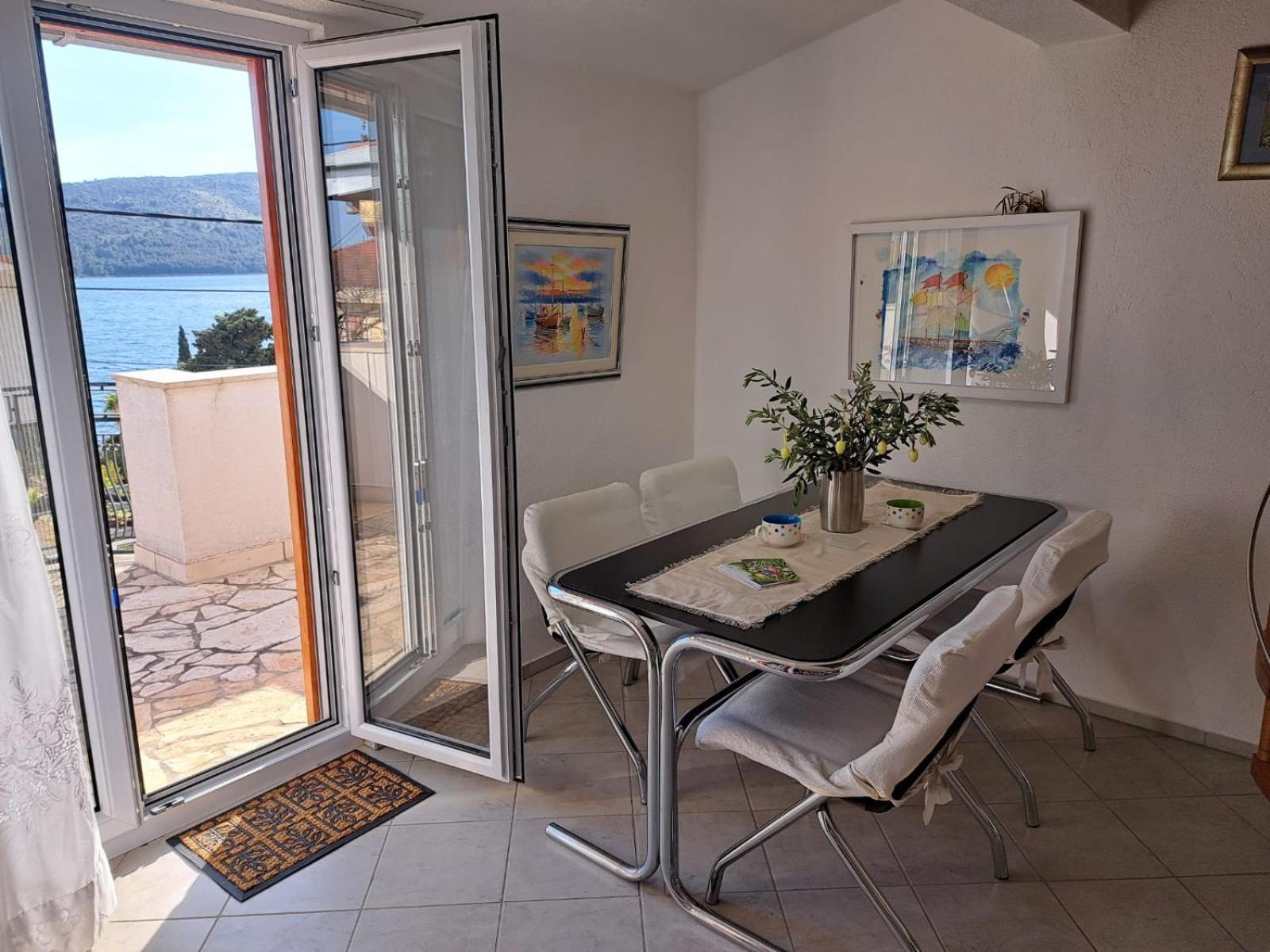 Villa Apartments Oliva Seget Vranjica Luaran gambar