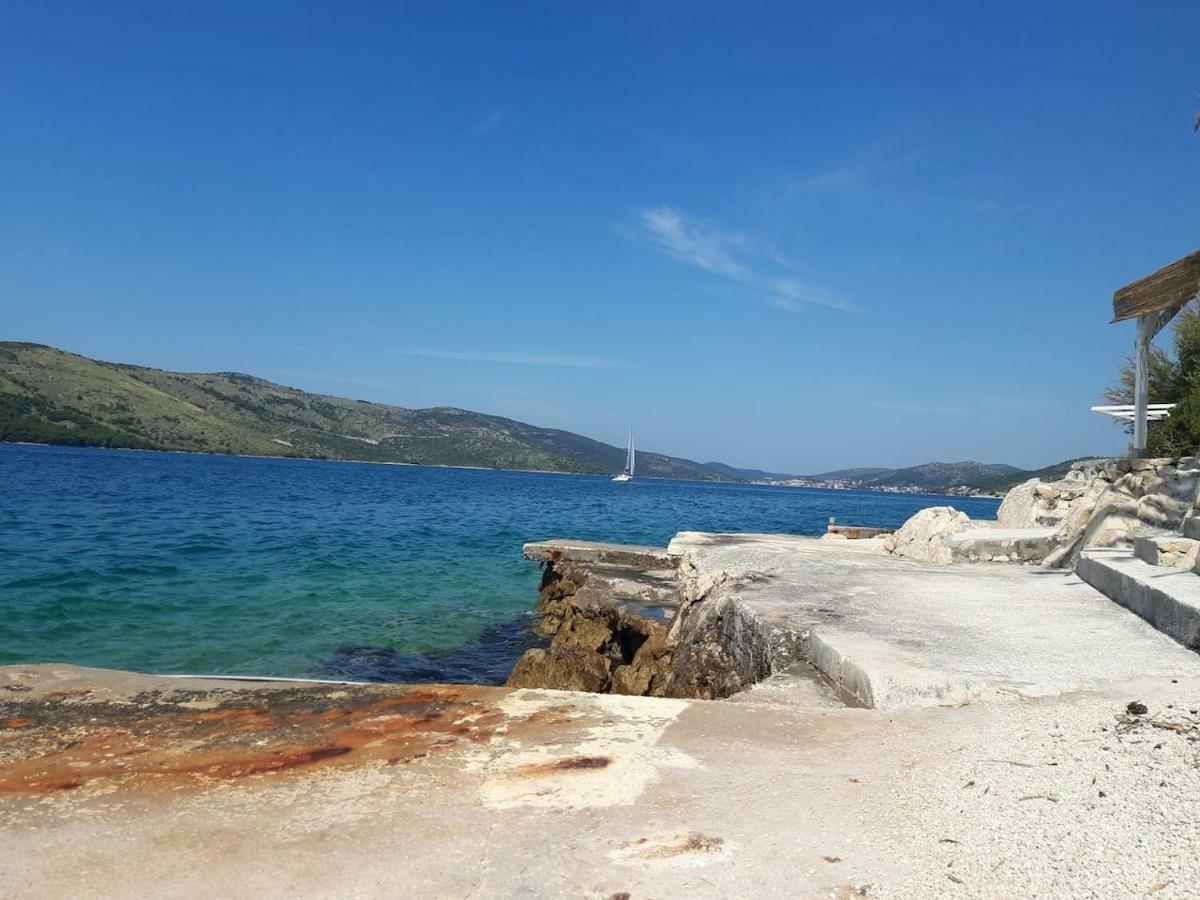 Villa Apartments Oliva Seget Vranjica Luaran gambar